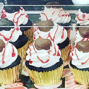 Chocolate Covered Strawberry Cupcakes